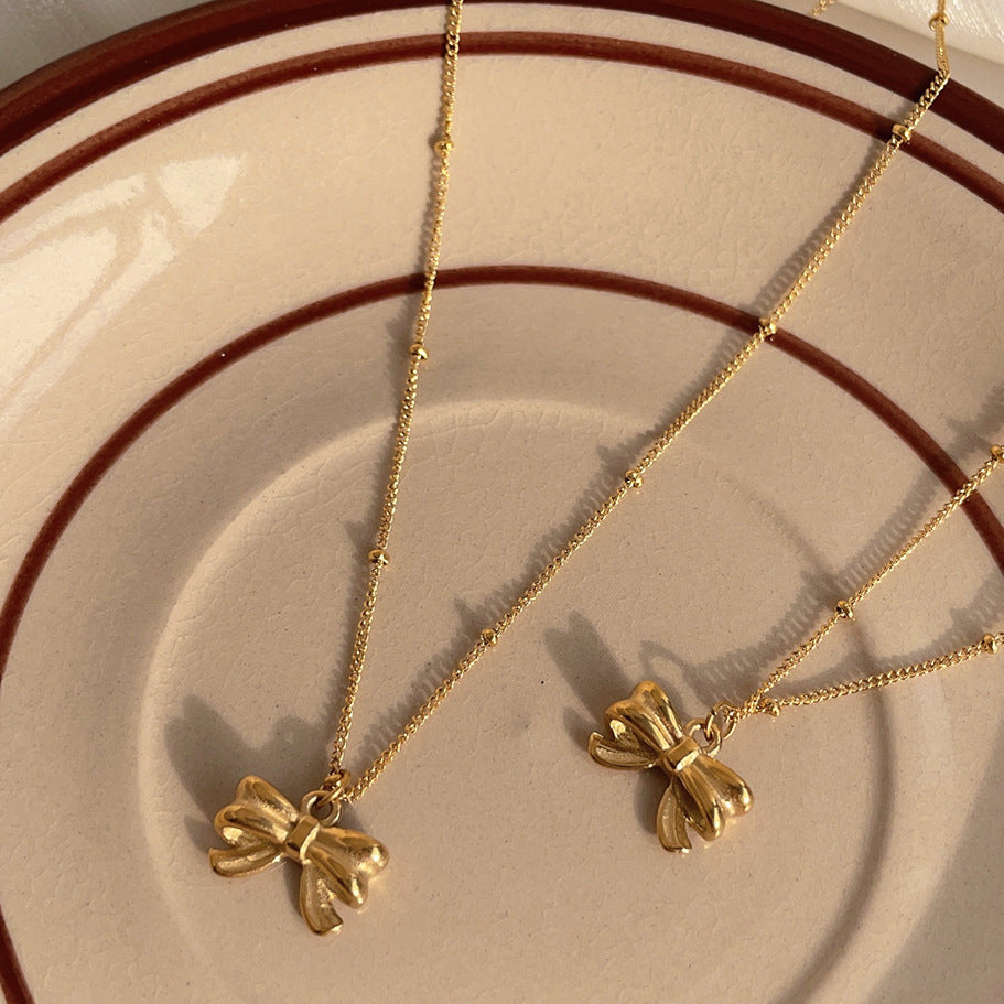 Lily Bow Necklace