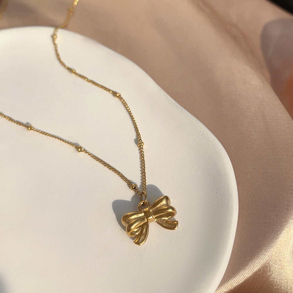 Lily Bow Necklace