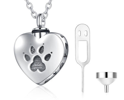 HEART LITTLE PAW NECKLACE